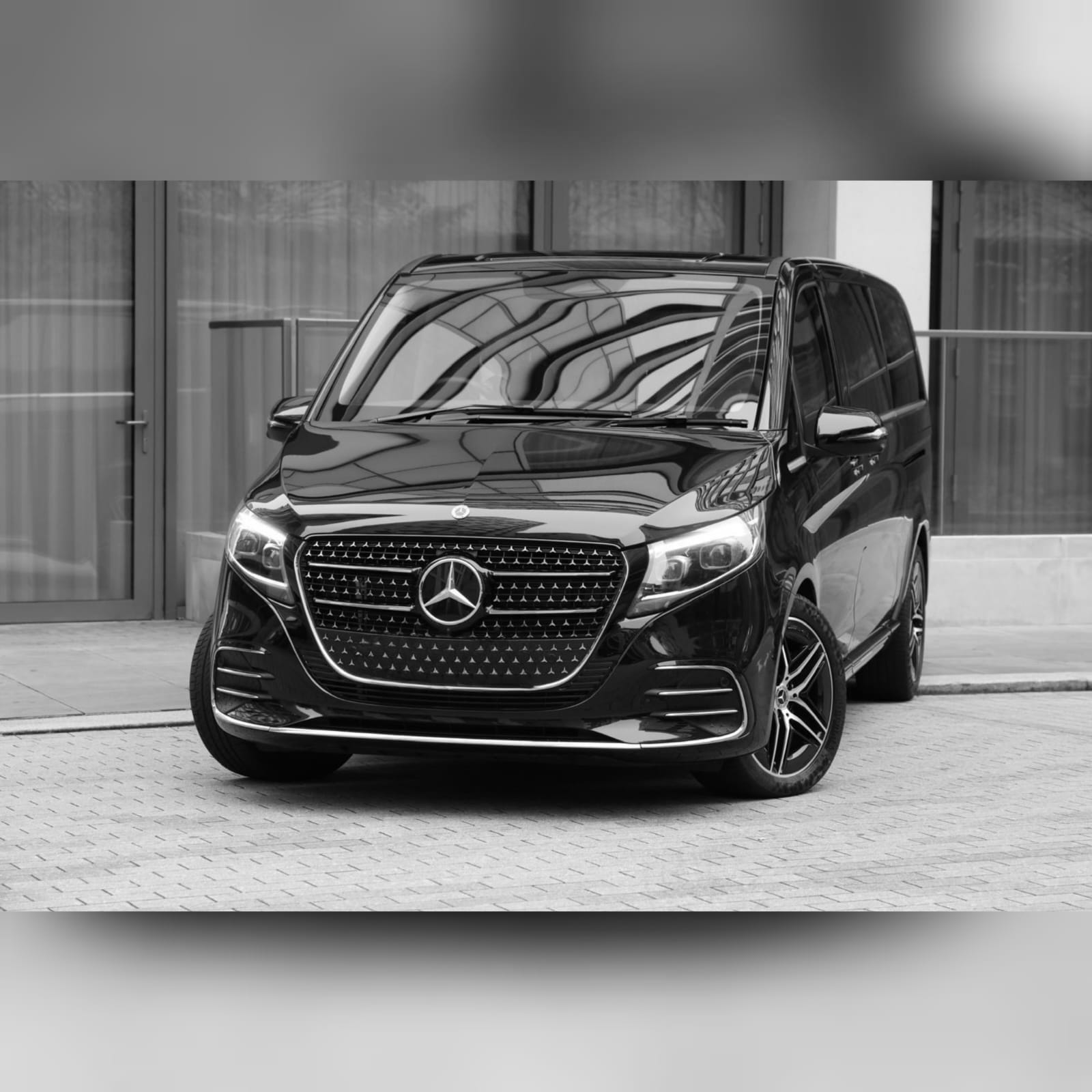 Mercedes-Benz V-Class exterior London chauffeur service